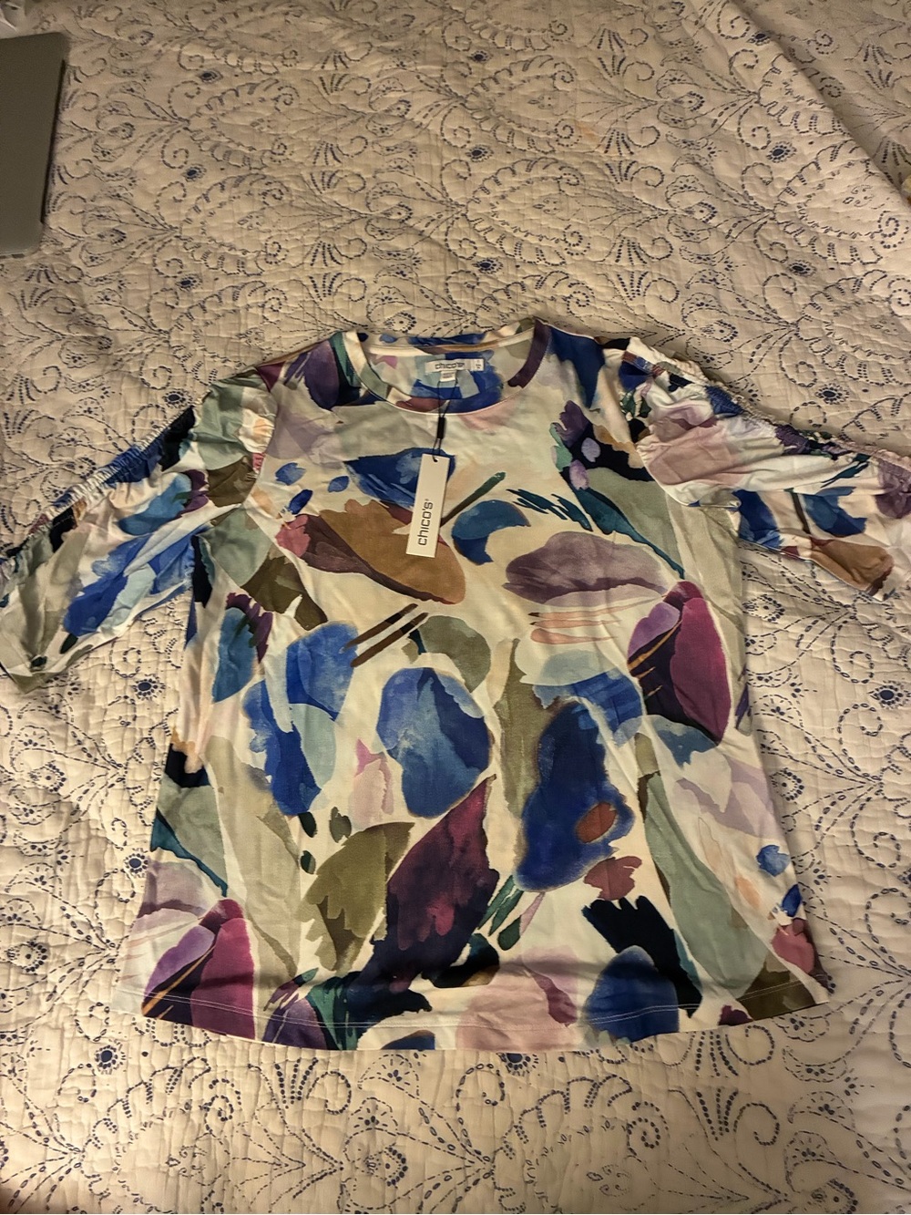 Chico's Touch of Cool Geo Ruched Sleeve Top - NWT - Passport Blue